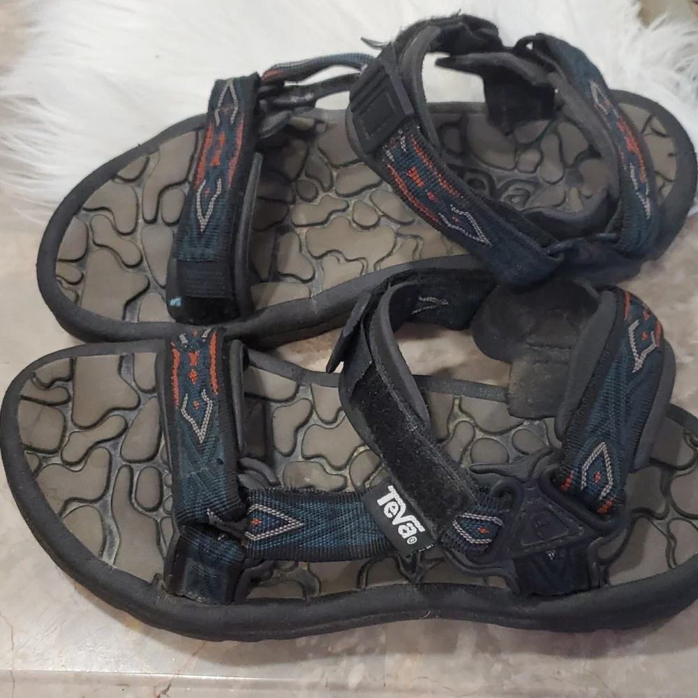 Teva black sandals size 9 - Picture 3 of 12